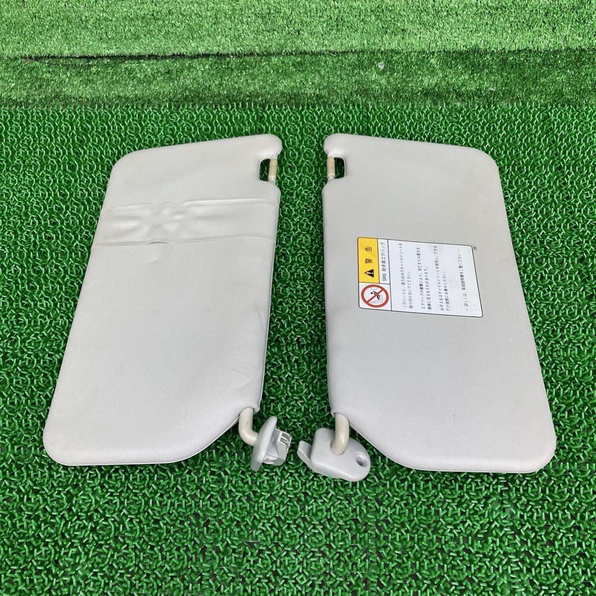 アルト (Suzuki / スズキ) HA24S 純正 サンバイザー HA24V(FHA24S-FR708-Z2S-09)拍卖