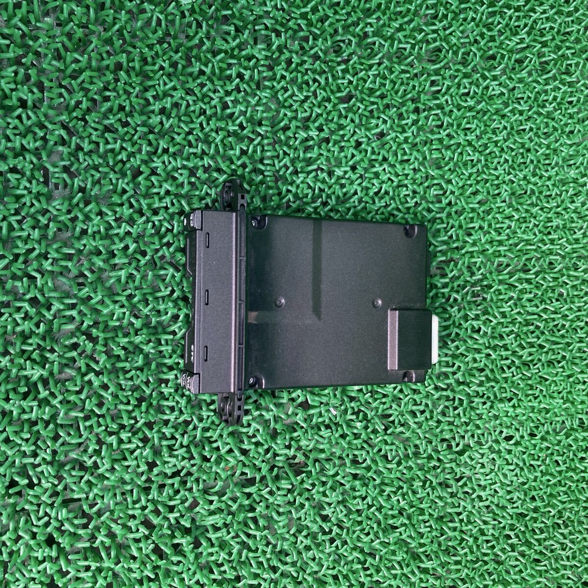 エスティマ (Toyota / トヨタ) ACR50W 純正 ETC 車載器 86980-30050 ACR55 GSR50 GSR55 AHR20(FACR50W-FR709-070-11)拍卖