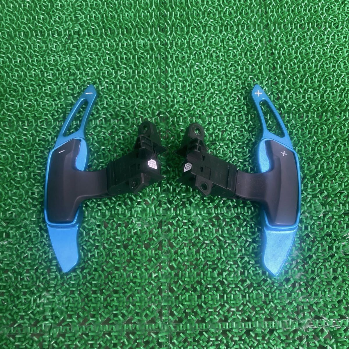 レヴォーグ (Subaru / スバル) VM4 純正 パドルシフト VMG(FVM4-FR708-J20-17)拍卖