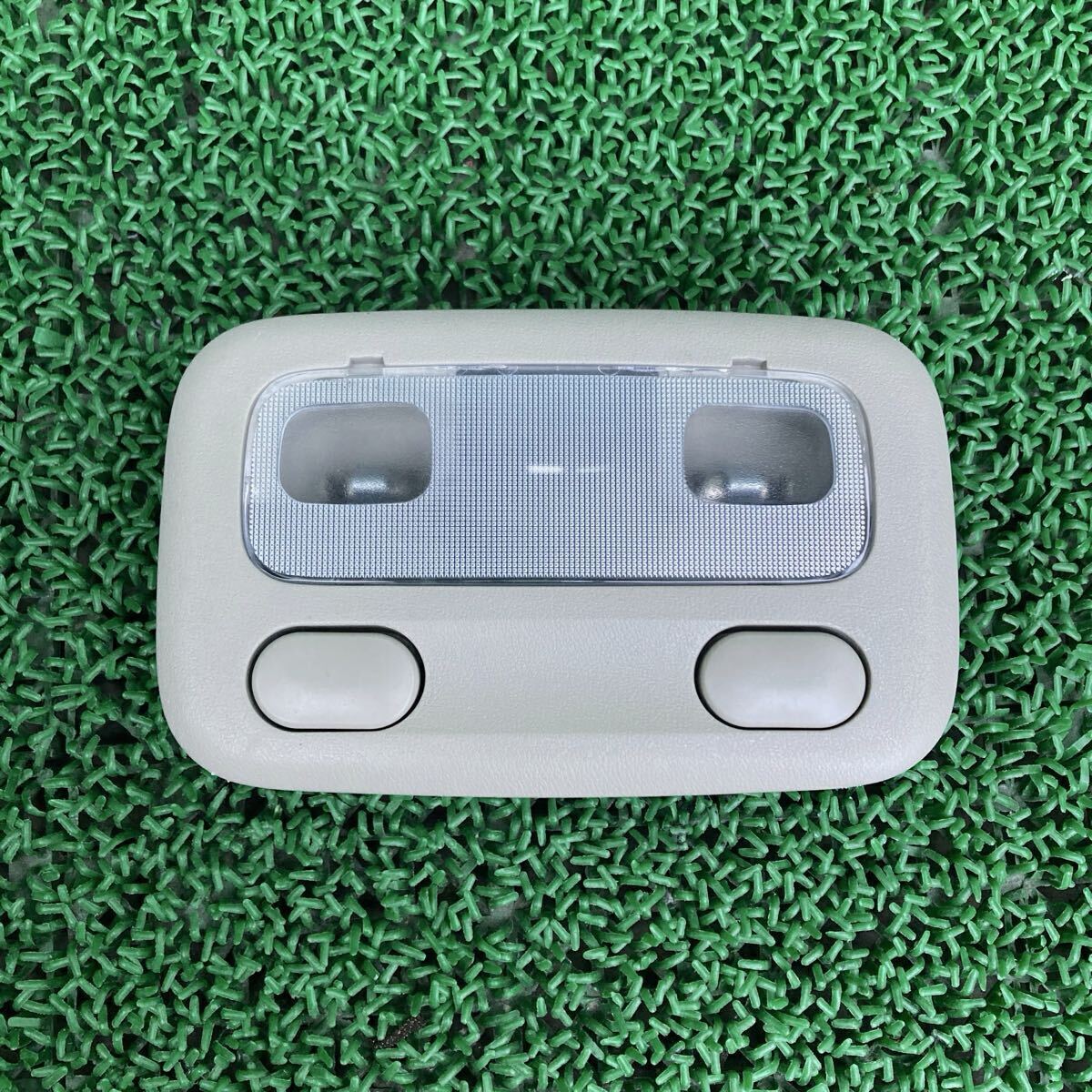 ウイングロード (Nissan / 日産) Y12 純正 ルームライト ルームランプ 室内灯 Y12 NY12 JY12(FY12-FR707-K23-07)拍卖