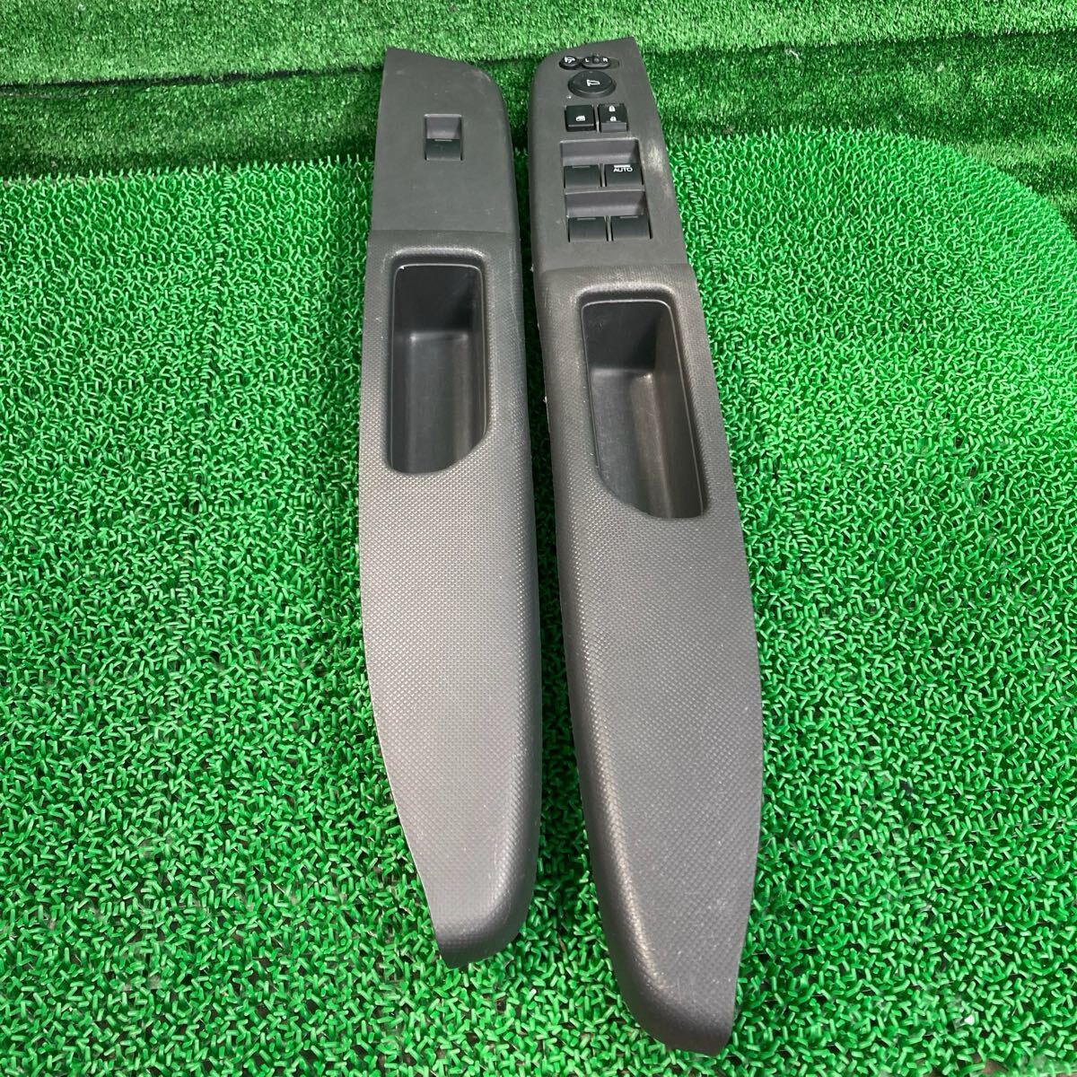 ステップワゴン (Honda / ホンダ) RK1 純正 パワーウインドウスイッチ RK2 RK3 RK4(FRK1-FR708-NH731P-05)拍卖