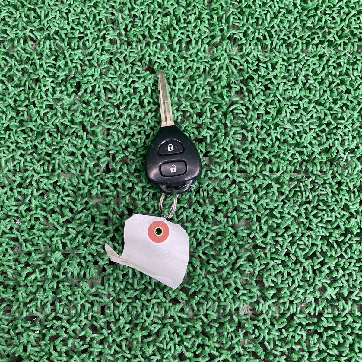 ウィッシュ (Toyota/トヨタ) ZNE10G 純正 鍵キーキーレスエントリースマート ZNE11 ZNE14 ANE10 ANE11 ANE15(FZNE10G-FR707-1F7-09)拍卖