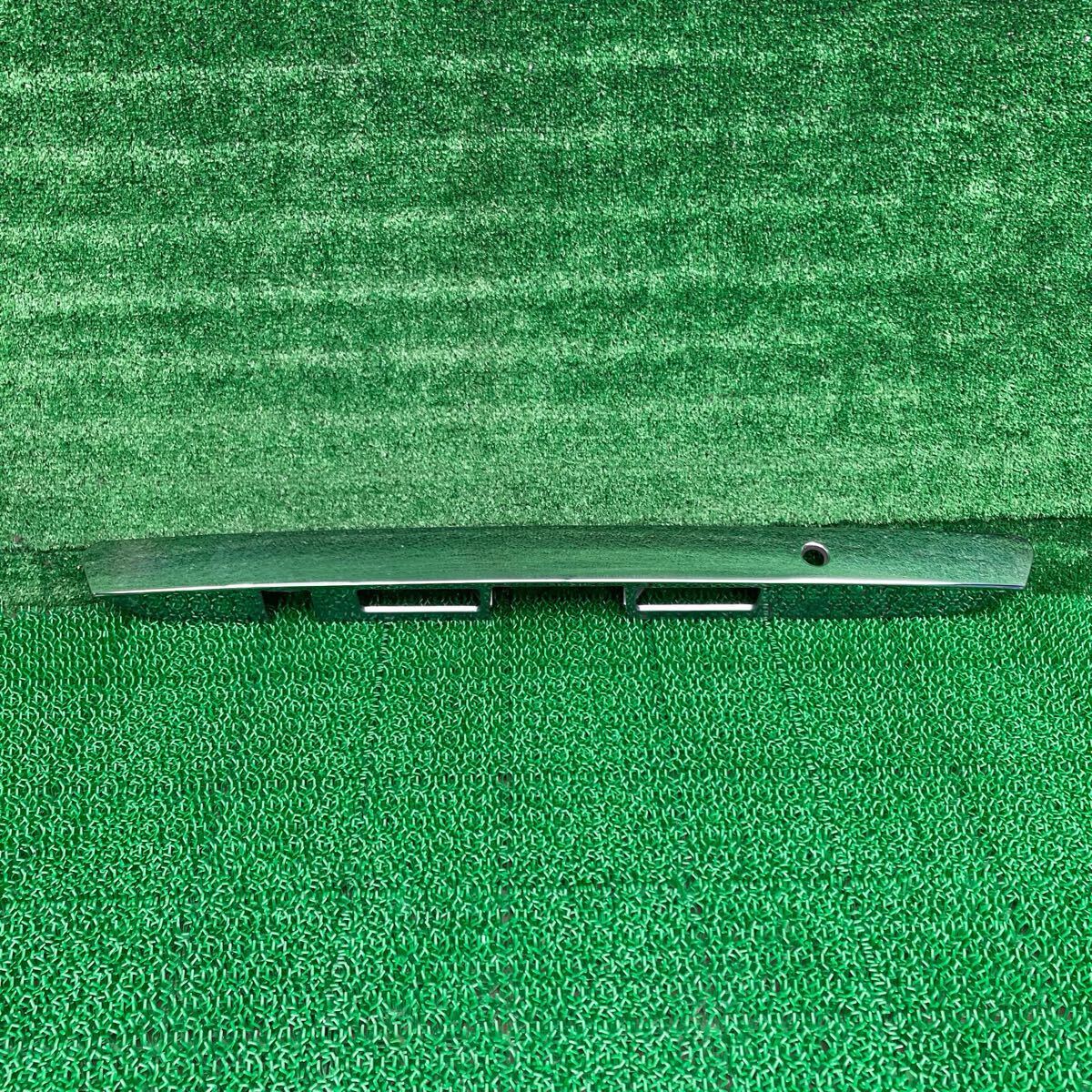 ヴォクシー (Toyota / トヨタ) AZR60G 純正 リアガーニッシュ AZR65(FAZR60G-FR709-202-15)拍卖