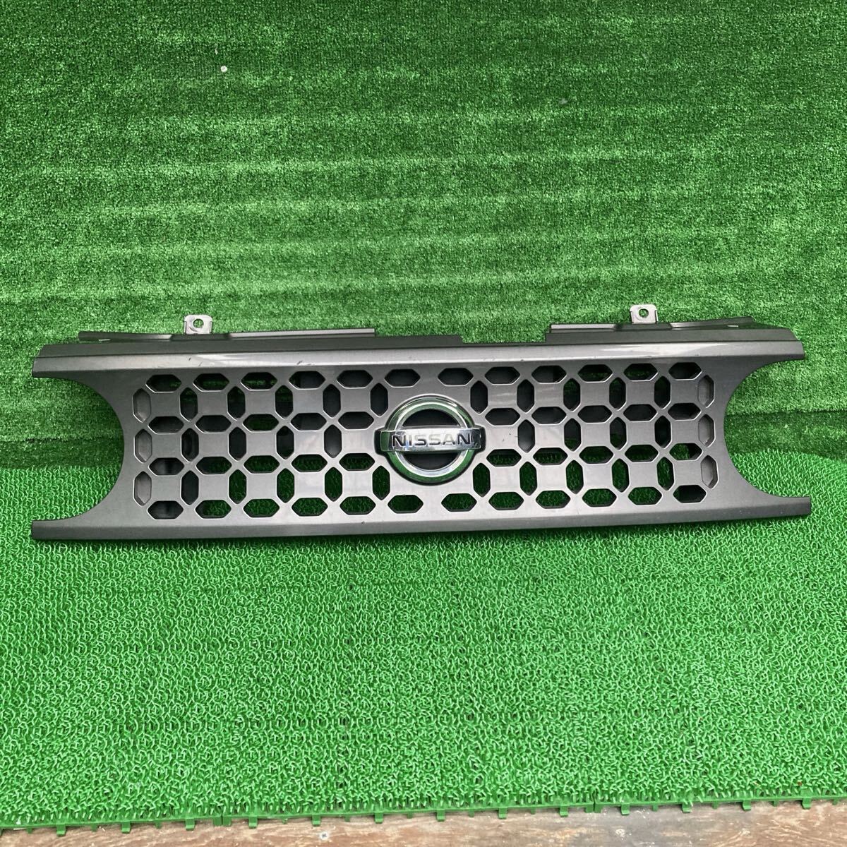 キューブ (Nissan / 日産) BZ11 純正 フロントグリル BZ11 BNZ11 YZ11 BGZ11(FBZ11-FR708-KY0-10)拍卖