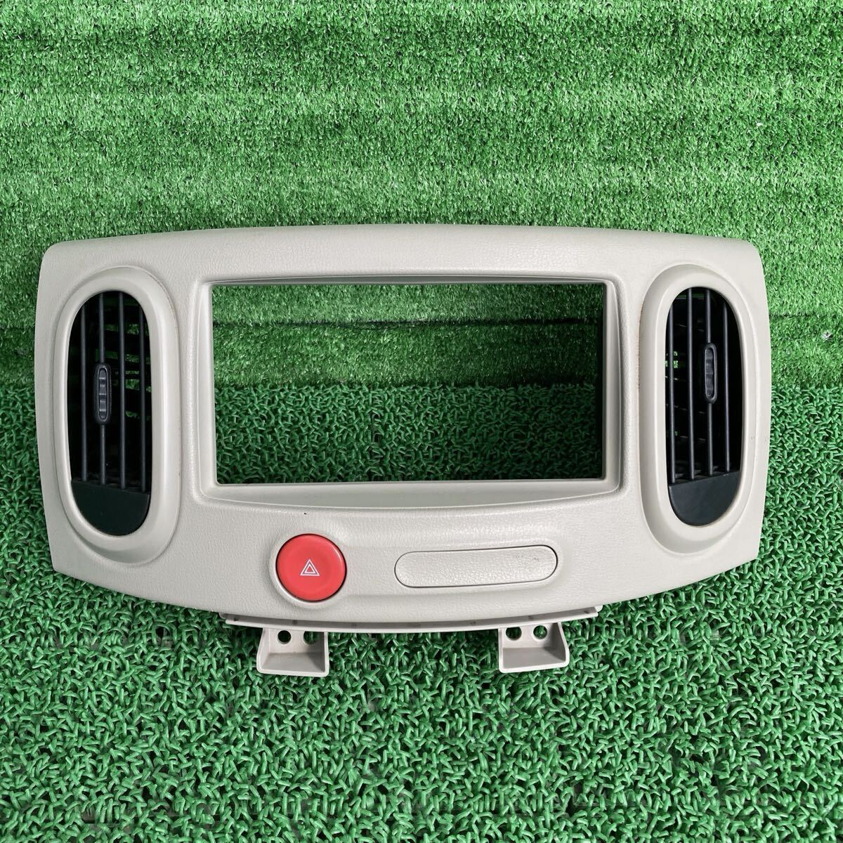 キューブ (Nissan / 日産) Z12 純正 ナビパネル Z12 NZ12(FZ12-FR707-L50-07)拍卖