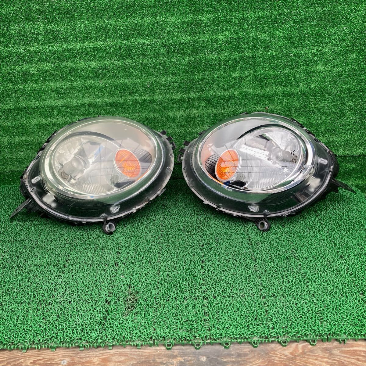 MINI (BMW ) MF16 純正 ヘッドライト ヘッドランプ左右セット (FMF16-FR706-01)拍卖