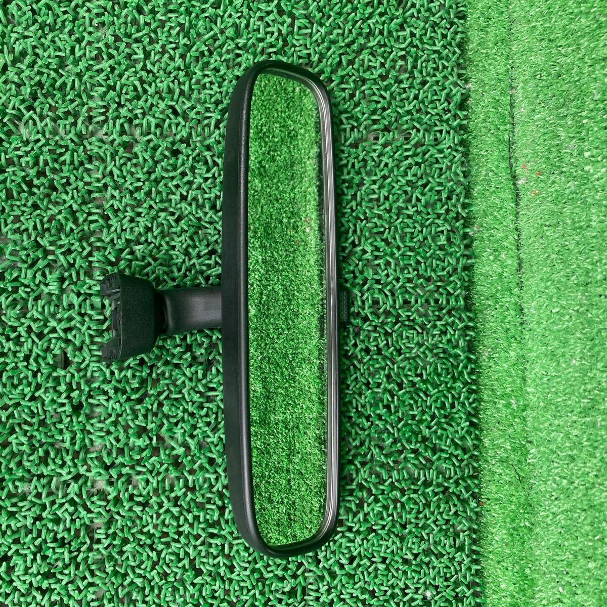 ヴォクシー X (Toyota / トヨタ) AZR60G 純正 右側ルームミラー AZR65(FAZR60G-R706-1E2-05)拍卖