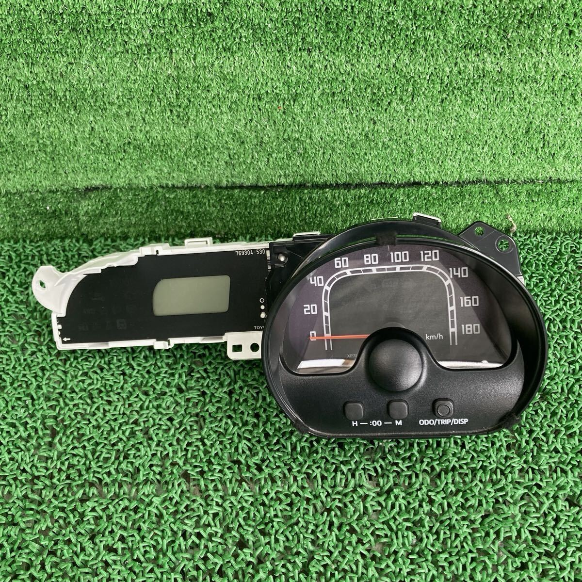 スペイドF (Toyota / トヨタ) NCP141 純正 スピードメーター NSP140 NSP141 NSP145 NCP140 NCP145(FNCP141-R706-3P0-04)拍卖