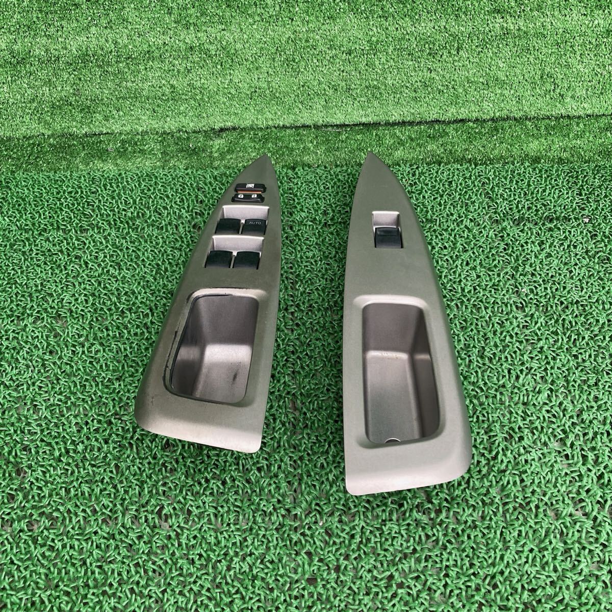 ラクティス (Toyota / トヨタ) NCP100 純正 パワーウインドウスイッチ SCP100 SCP105 NCO105(FNCP100-R706-03)拍卖