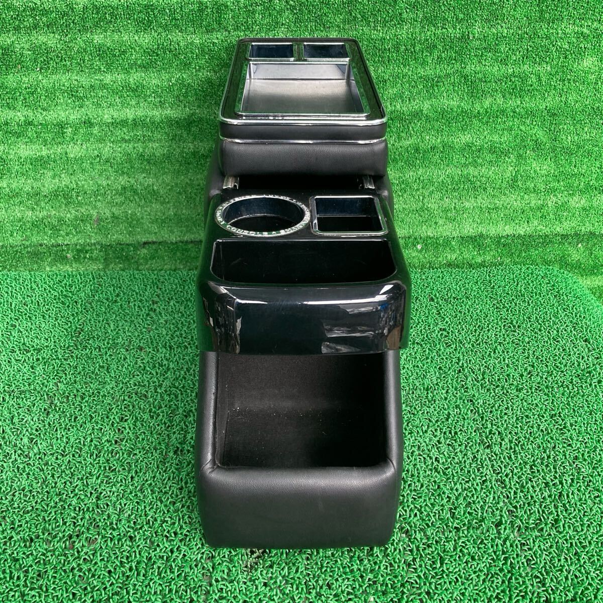 エスティマ (Toyota / トヨタ) ACR50 純正 センターコンソール ACR55 GSR50 GSR55 AHR20(FACR50-FR708-202-15)拍卖