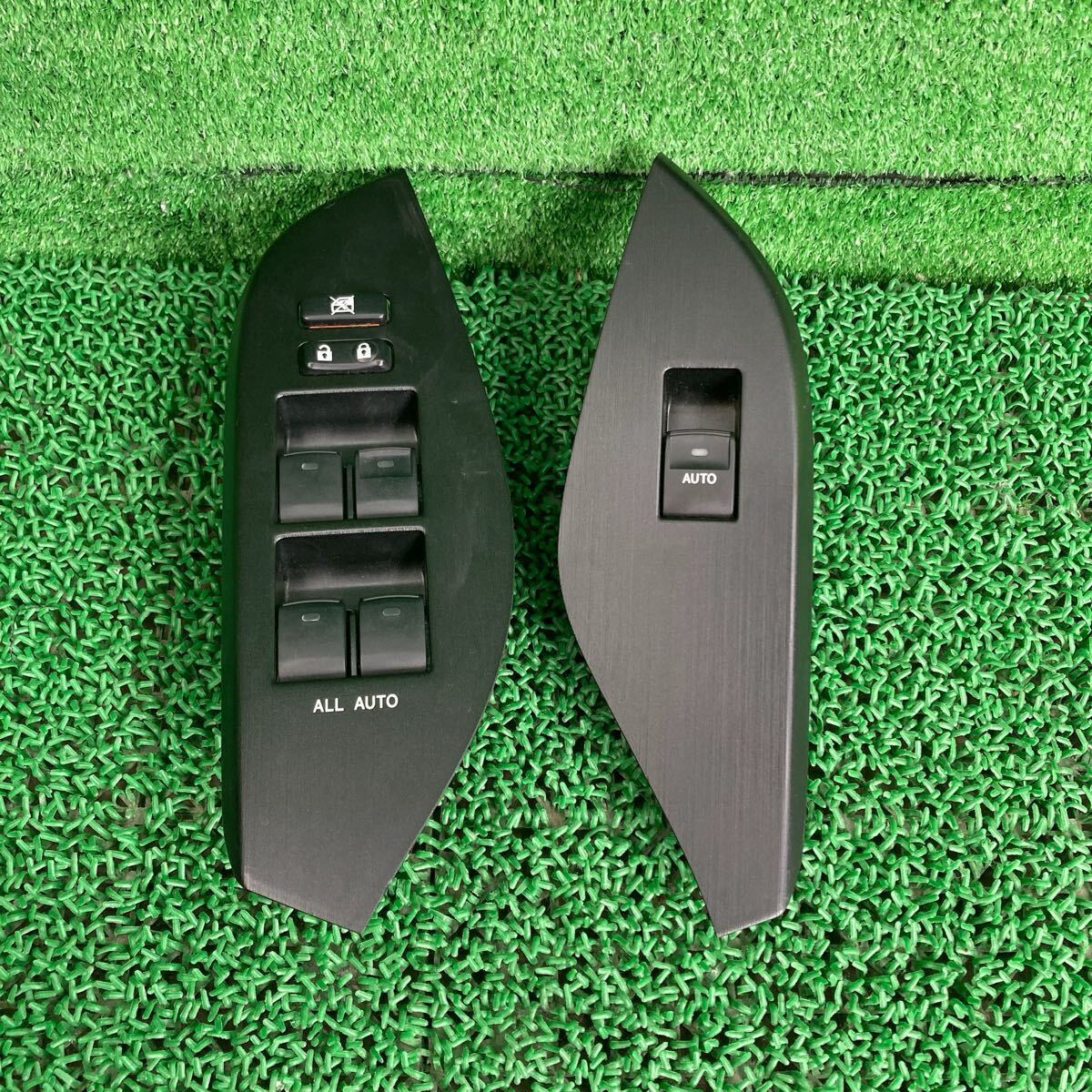 マークXジオ240 (Toyota / トヨタ) ANA10 純正 パワーウインドウスイッチ ANA15 GGA10(FANA10-R706-070-06)拍卖