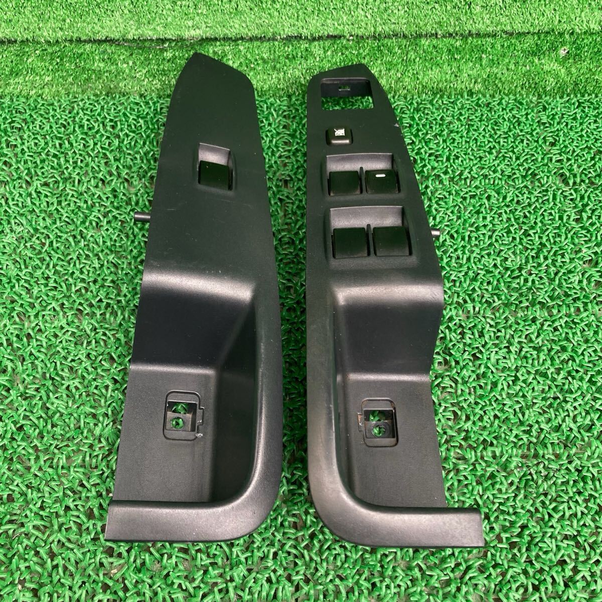 アウトランダー (Mitsubishi / 三菱) CW5W 純正 パワーウインドウスイッチ CW4W CW6W(FCW5W-FR707-S18-05)拍卖