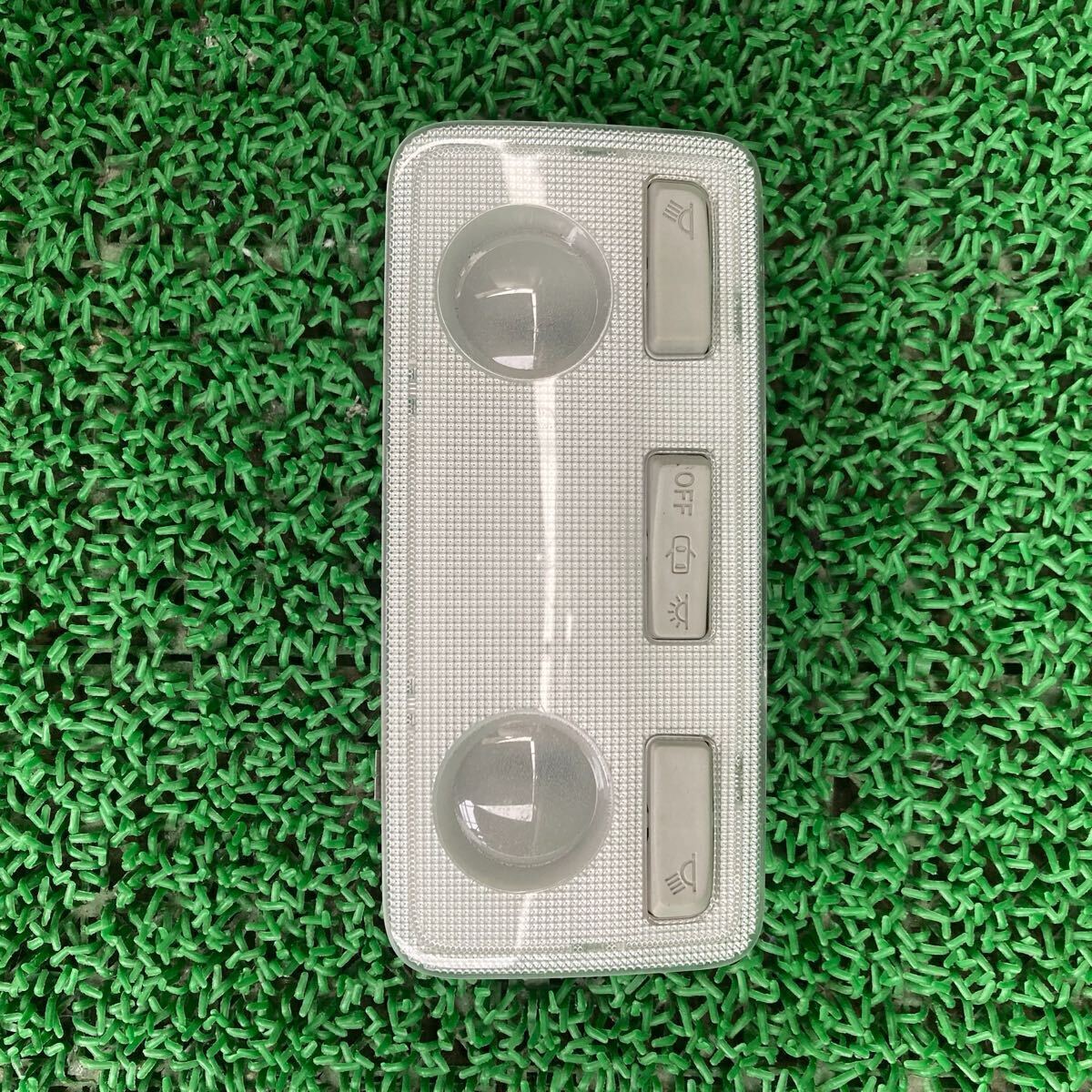 スペイド (Toyota/トヨタ) NCP141 純正 ルームライト ルームランプ 室内灯 NSP140 NSP141 NSP145 NCP140 NCP145(FNCP141-FR707-1F7-08)拍卖