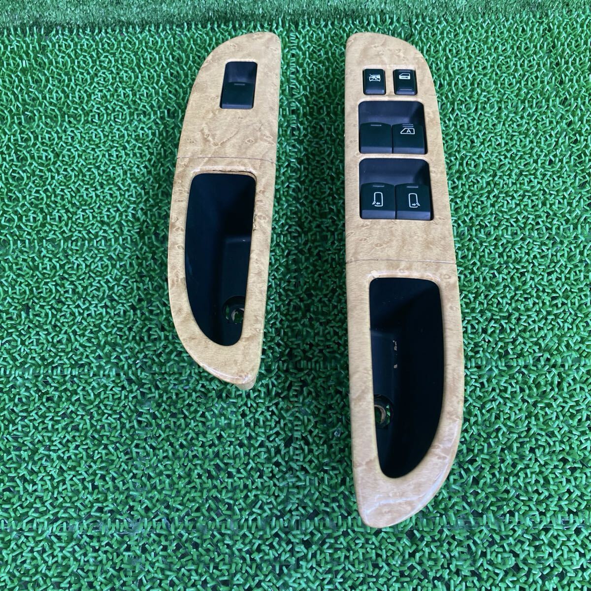 エルグランド (Nissan / 日産) E51 純正 パワーウインドウスイッチ MNE51 ME51 NE51(FE51-FR708-KX6-07)拍卖