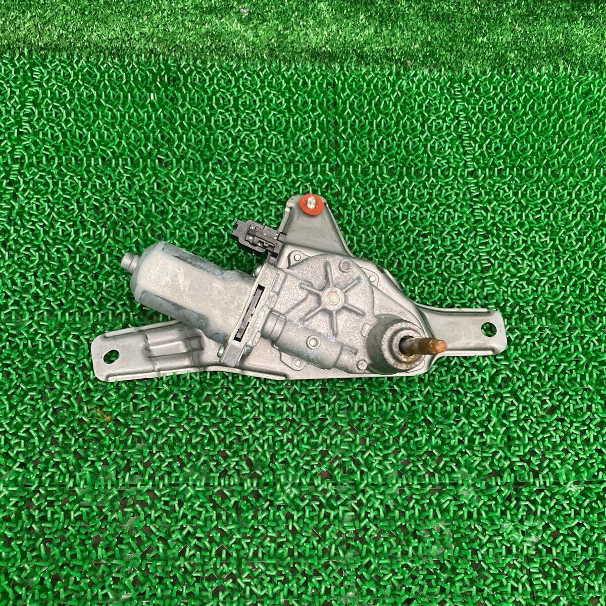 スペイド (Toyotaトヨタ) NCP141 純正 リアワイパーモーター NSP140 NSP141 NSP145 NCP140 NCP145(FNCP141-FR708-3R9-10)拍卖