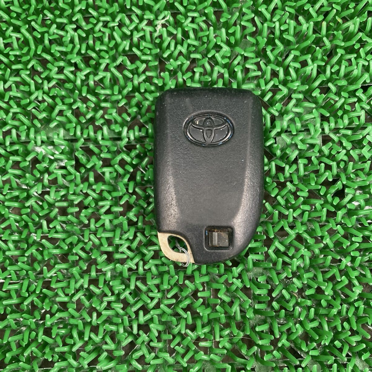 スペイド (Toyotaトヨタ) NCP141 純正 鍵キーキーレスエントリースマート NSP140 NSP141 NSP145 NCP140 NCP145(FNCP141-FR708-209-10)拍卖