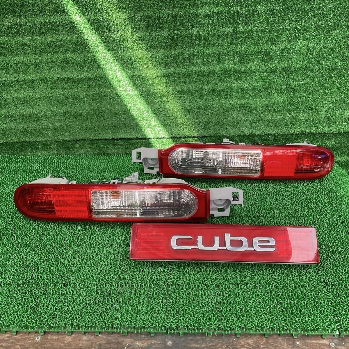 キューブ (Nissan / 日産) Z12 純正 テールライトテールランプ NZ12(FZ12-FR709-QAB-03)拍卖