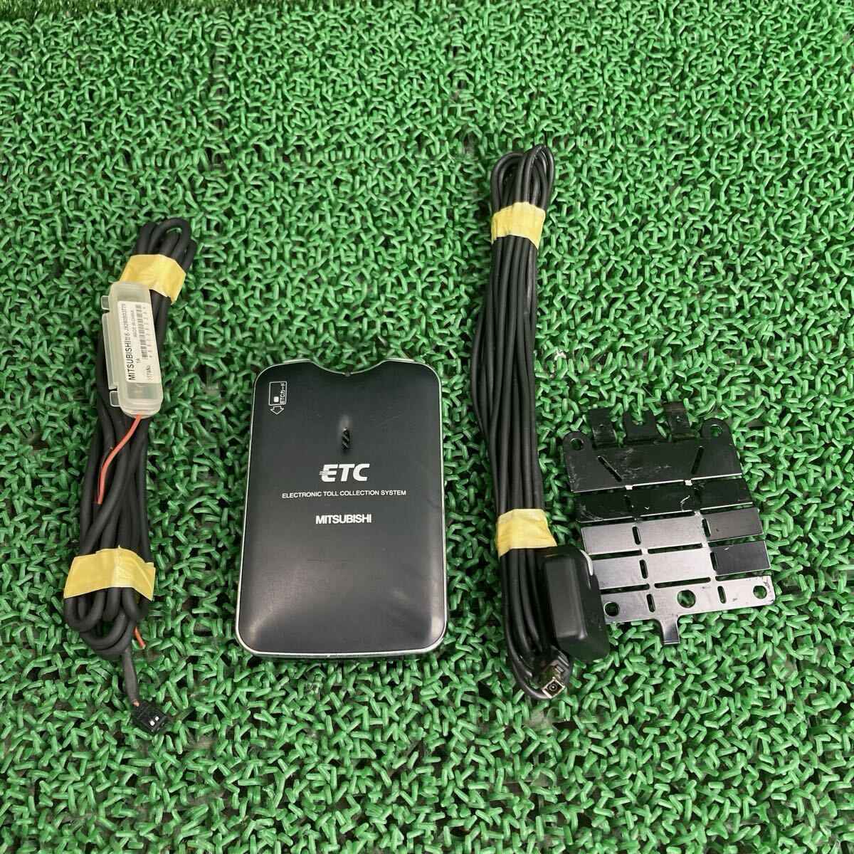 ヴォクシー (Toyota/トヨタ) AZR60G 純正 ETC 車載器 EP-9U78VB EP-9U77LOT9128 AZR60 AZR65(FAZR60G-FR707-042-09)拍卖