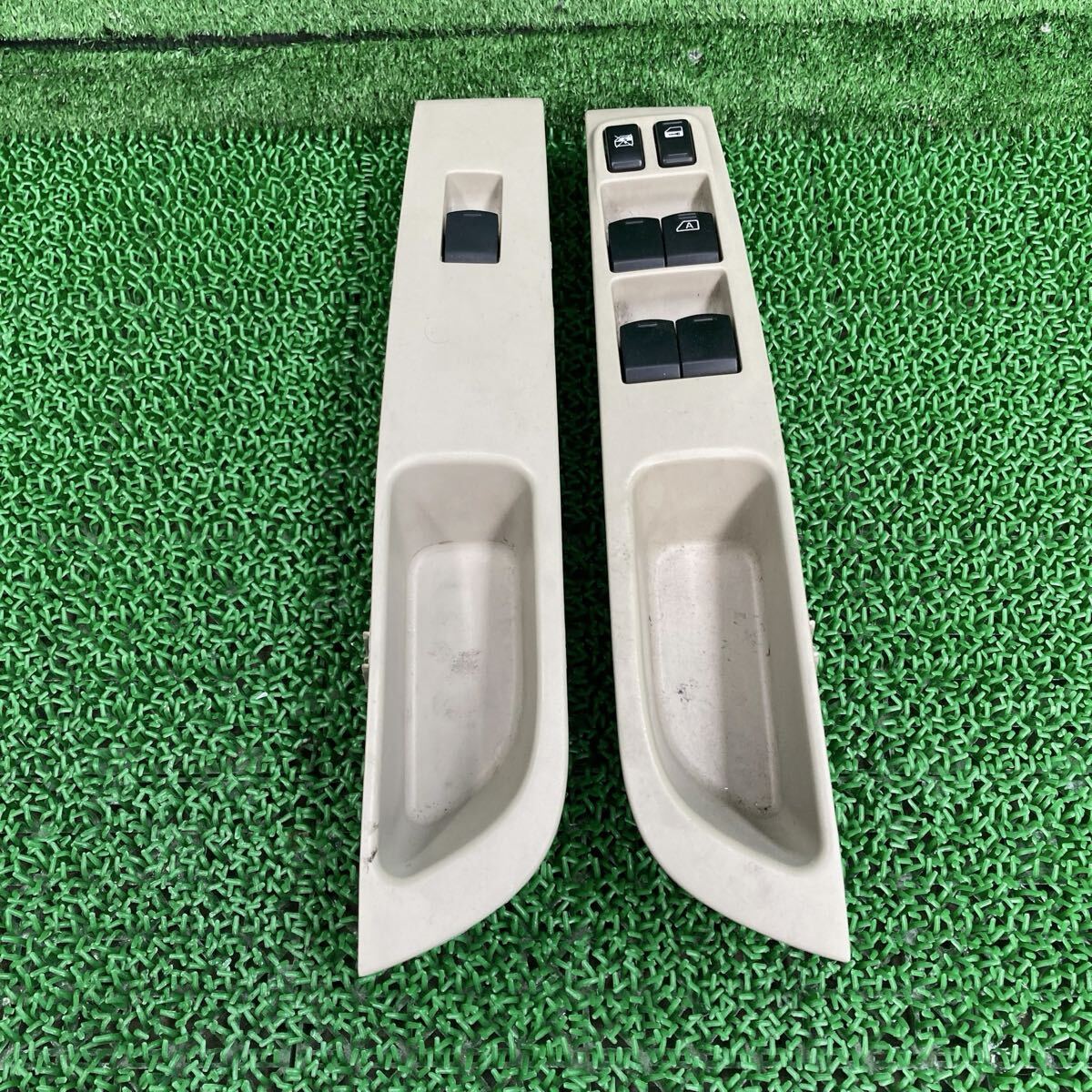 マーチ (Nissan / 日産) BK12 純正 パワーウインドウスイッチ BK12 K12 AK12 BNK12(FBK12-FR709-KY0-06)拍卖