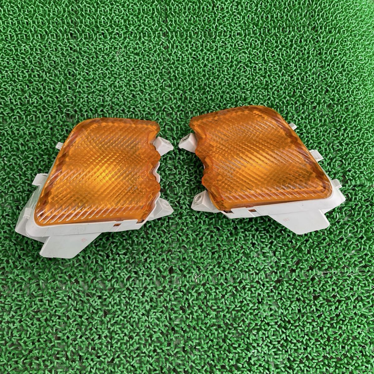 マーチ (Nissan / 日産) BK12 純正 ウインカーライトシグナルライト BK12 K12 AK12 BNK12(FBK12-FR709-KY0-11)拍卖