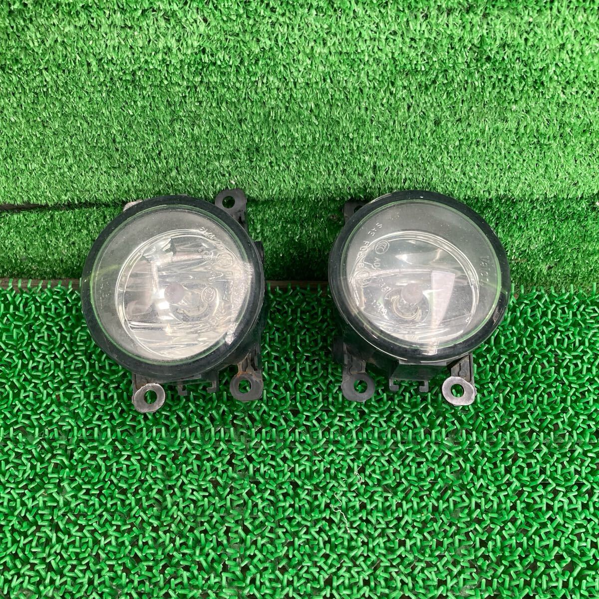 アトラスF24 (Nissan / 日産) SZ2F24 純正 フォグランプフォグライト 左右セット SZ1F24 SQ2F24 SQ1F24 TZ3F24(FSZ2F24-FR709-531-09)拍卖