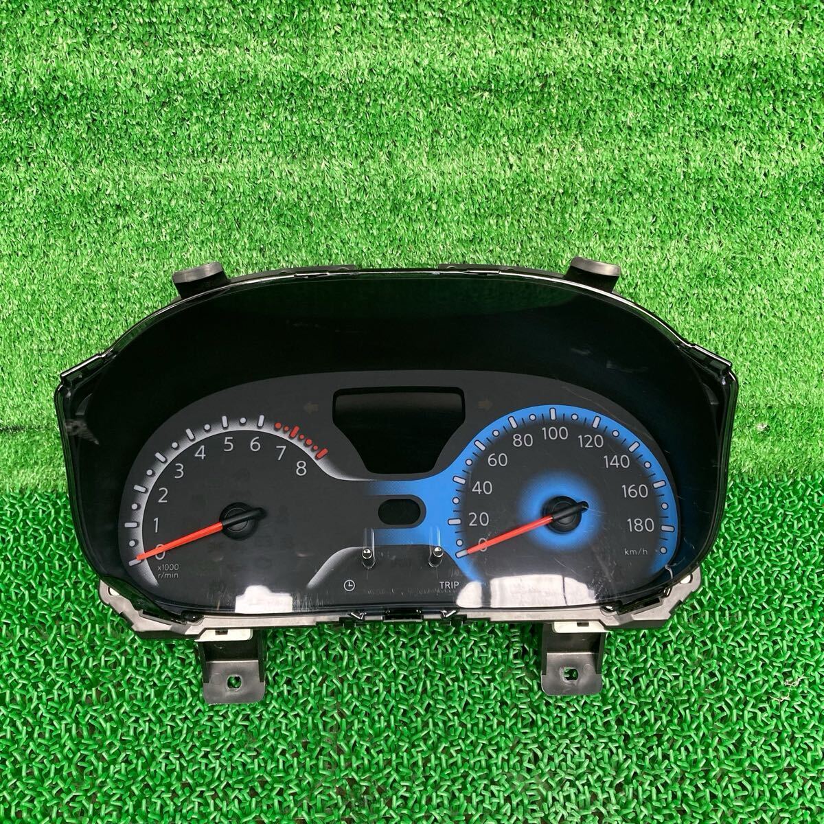 キューブ 15X (Nissan / 日産) Z12 純正 スピードメーター 91722km NZ12(FZ12-FR709-KRB-03)拍卖