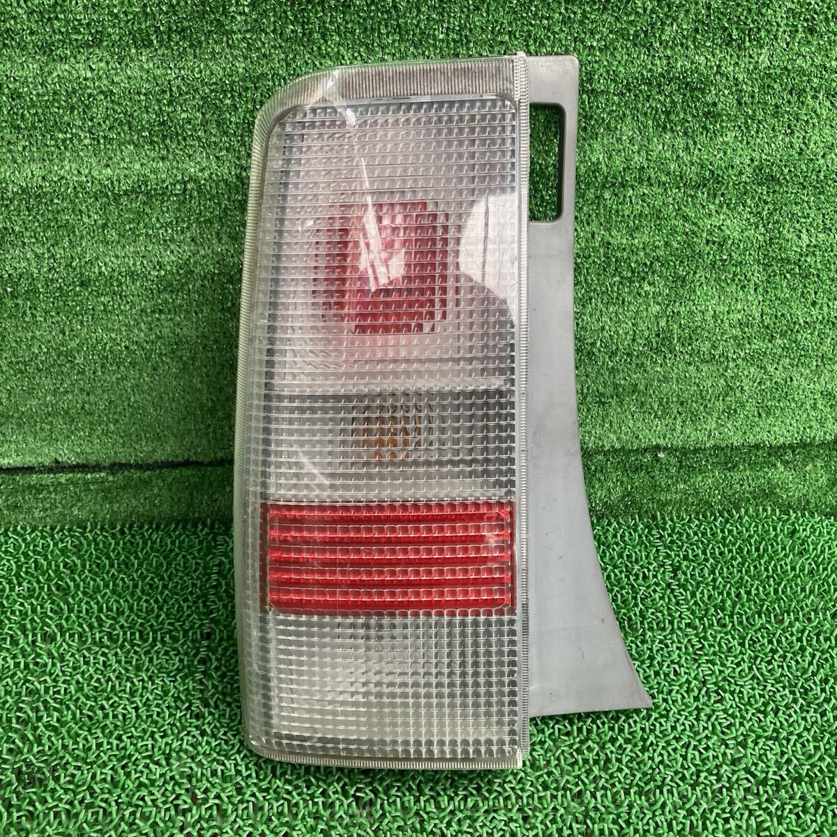 bB (Toyota / トヨタ) NCP31 純正 左側テールライトテールランプ NCP30 NCP31 NCP35(FNCP31-FR709-1D2-04)拍卖