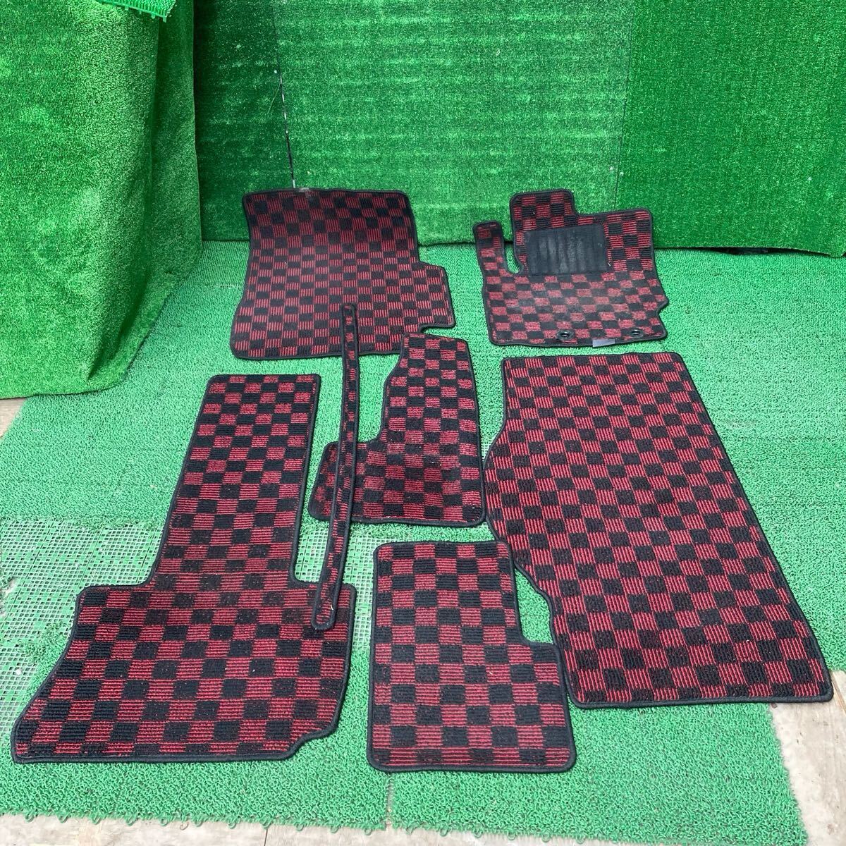 スペイド (Toyota /トヨタ) NCP141 純正 フロアマット NSP140 NSP141 NSP145 NCP140 NCP145(FNCP141-FR708-9AF-10)拍卖