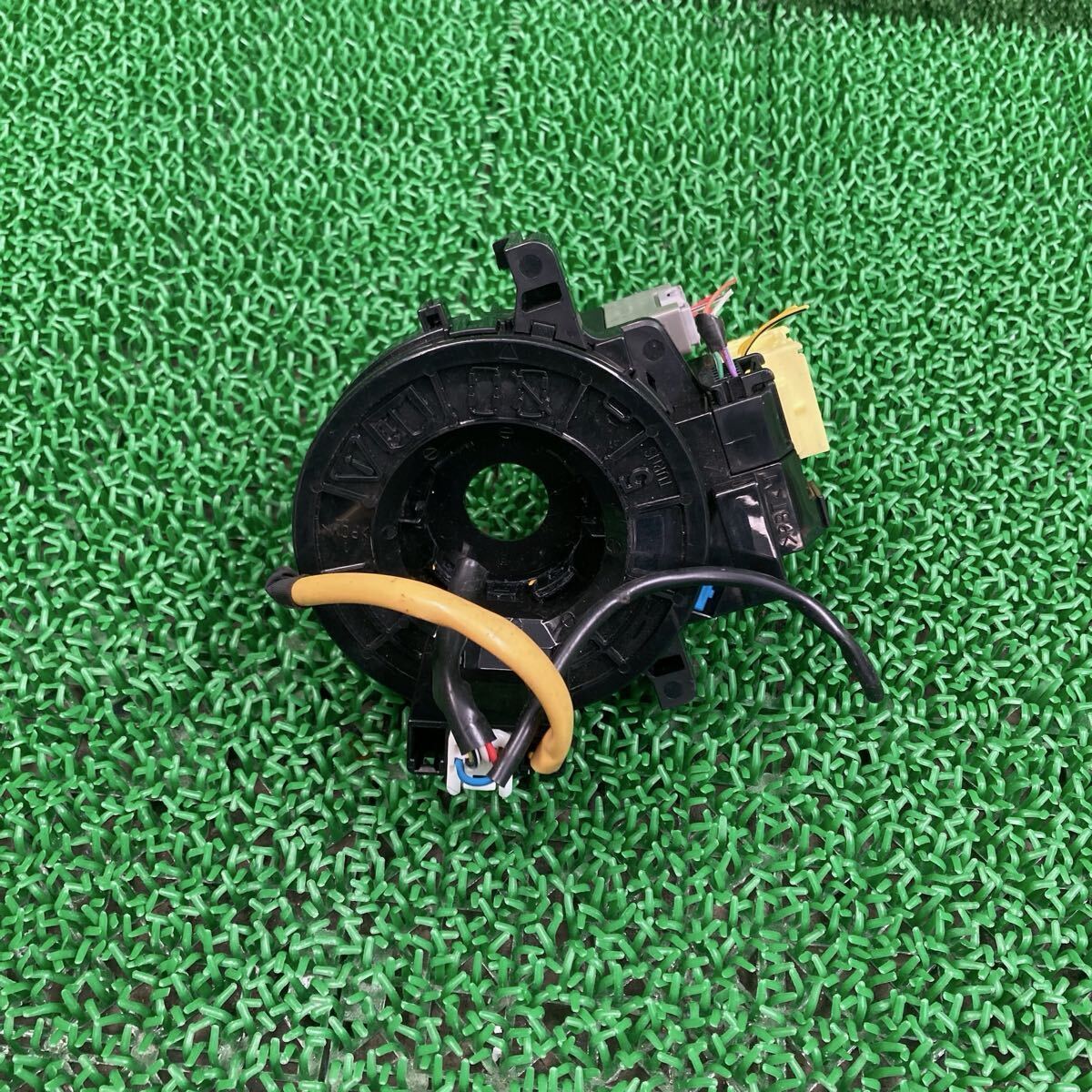 ヴェルファイア2.4z (Toyota / トヨタ) ANH25W 純正 スパイラルケーブル ANH20 GGH20 GGH25(FANH25W-FR708-202-11)拍卖