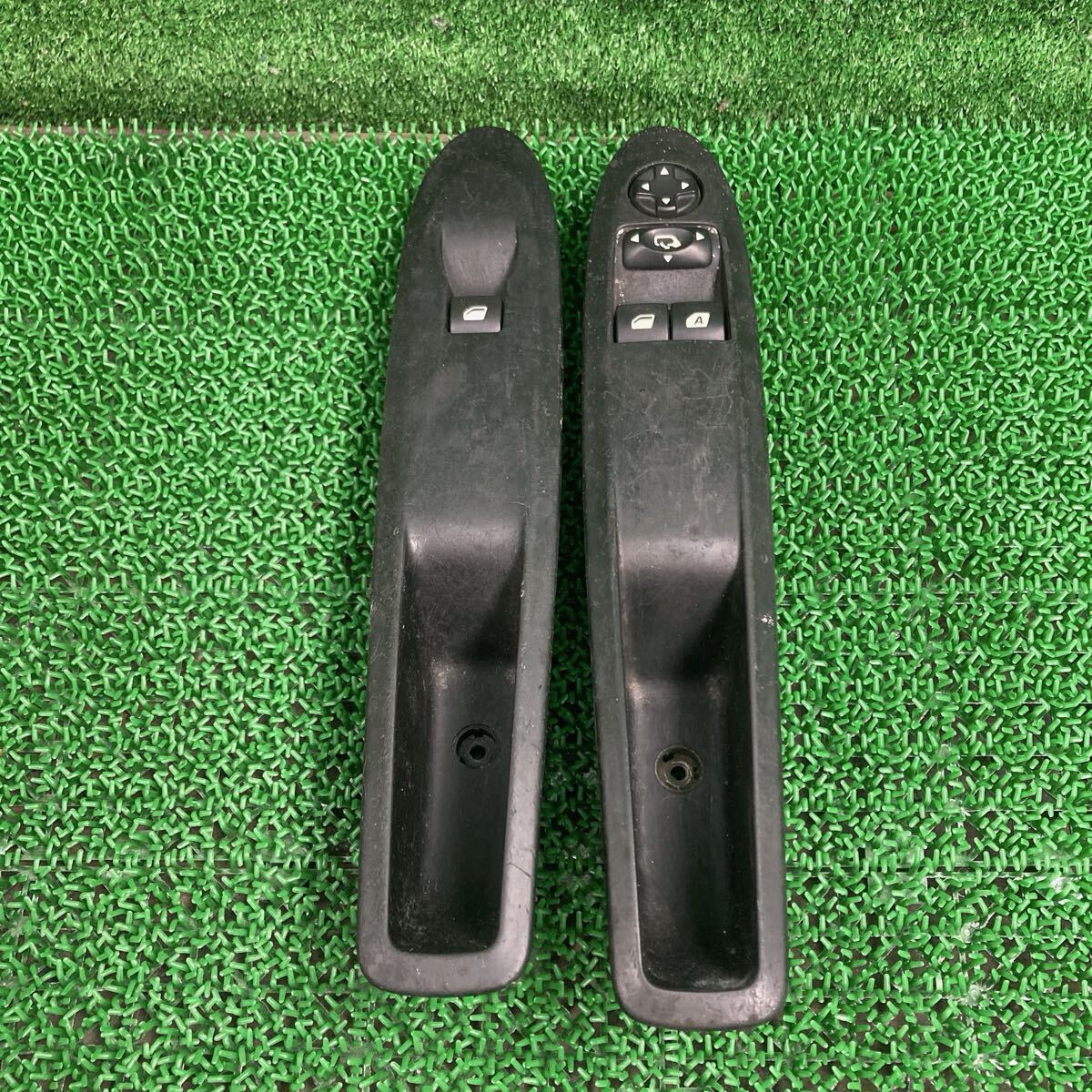 DS3 (Citron / シトロエン) A5C5F04 純正 パワーウインドウスイッチ A5C5F01 A5C5F02 A5CHM01(FA5C5F04-FR708-07)拍卖