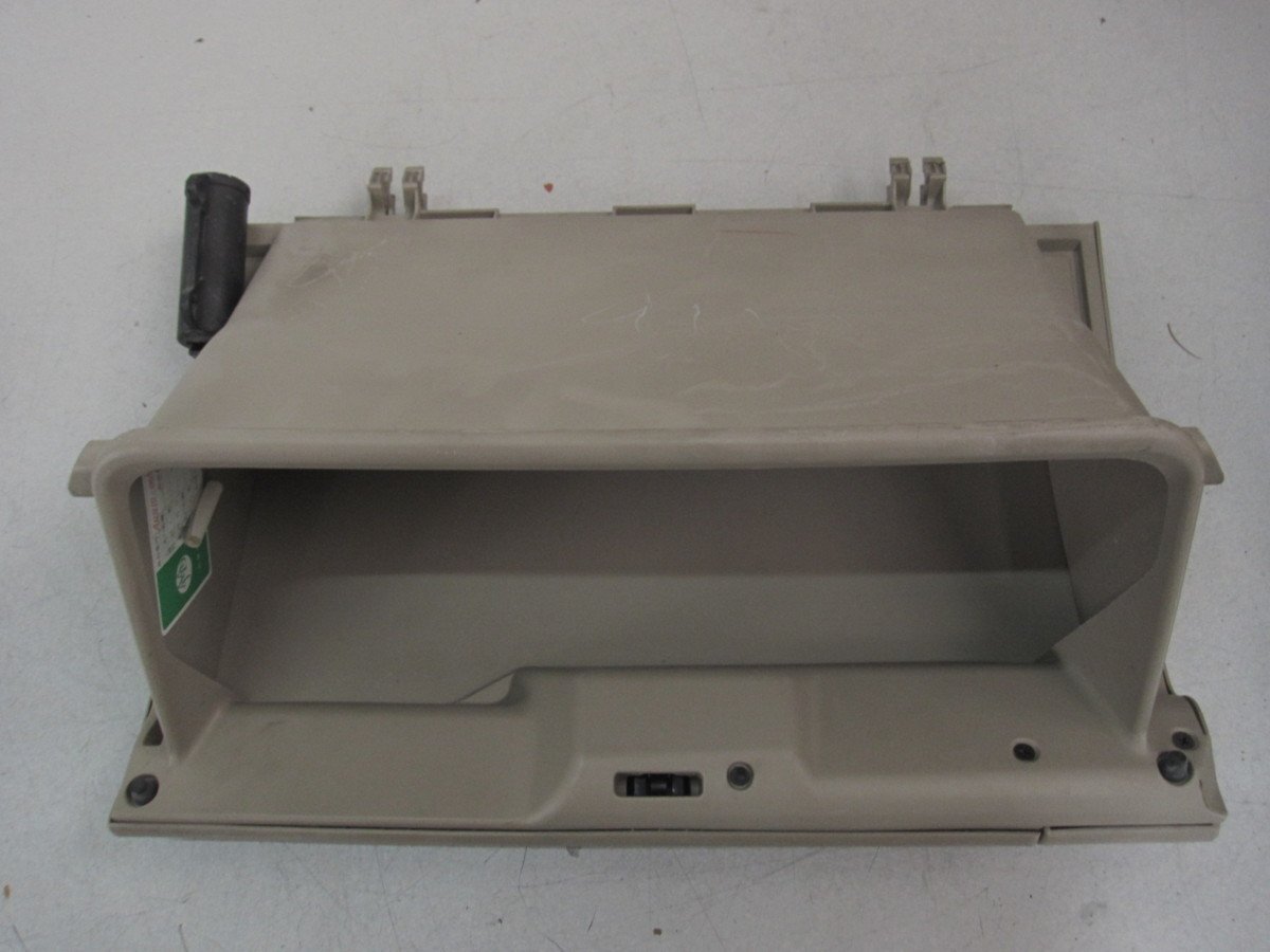 トヨタ アルファード ANH10W H18年 グローブボックス 18-3Q59拍卖