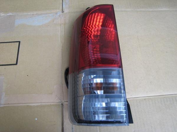 ☆三菱 eKワゴン H81W テールライト 左側 MR598006 TP852拍卖