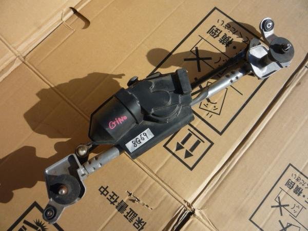 ☆ダイハツ Mira Gino ミラ ジーノ L660S H17年 ワイパーモーター クランク 8G69拍卖