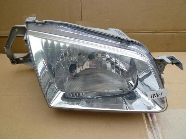 ☆マツダ FAMILIA ファミリア BJ5W H12年 ヘッドライト 右側 6888 1N01拍卖