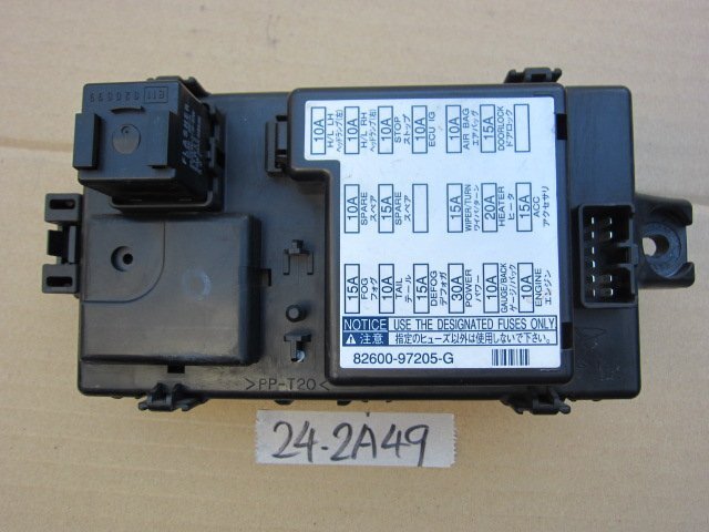 ☆ ダイハツ MOVE ムーヴ GF-L902S 室内 ヒューズ リレーボックス 82600-97205-G 24-2A49拍卖