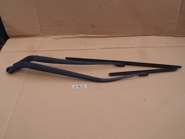 ☆ マツダ BIANTE ビアンテ DBA-CCEFW H21年 ワイパーアーム 2本組 24-9B78拍卖