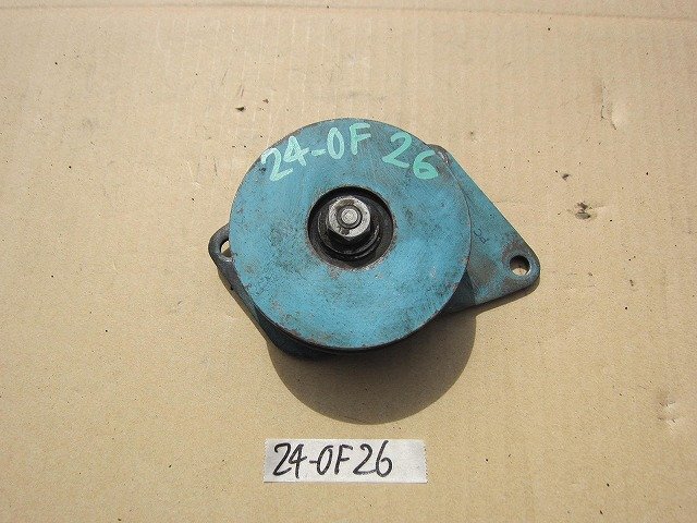 ☆ 日産 GLORIA グロリア HA30 昭和45年 テンション プーリー 24-0F26拍卖