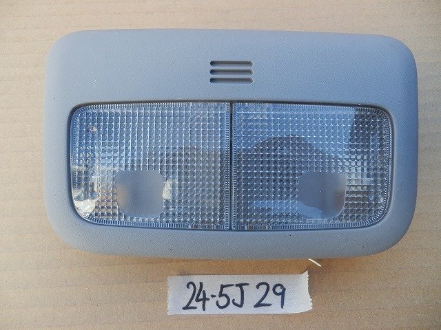 ☆ トヨタ Vitz ヴィッツ DBA-KSP90 H22年 フロント 室内灯 ルームランプ グレー 24-5J29拍卖
