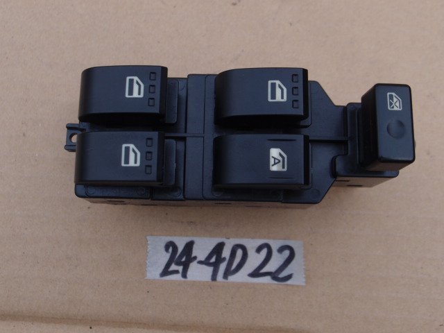 ☆ ダイハツ MOVE ムーヴ LA-L160S 4WD車 運転席 パワーウィンドウ スイッチ 24-4D22拍卖
