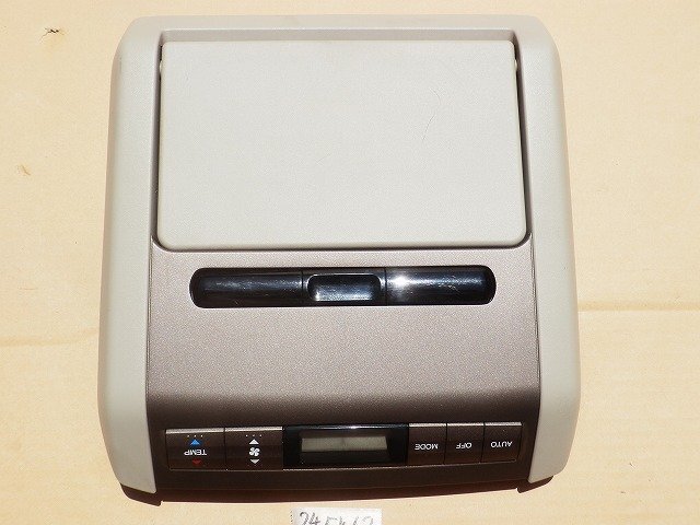 ☆ ホンダ ELYSION エリシオン DBA-RR3 H17年 リア 空調スイッチ エアコンスイッチ 液晶モニター 39460-SJK-J013 NH556L 24-5K62拍卖