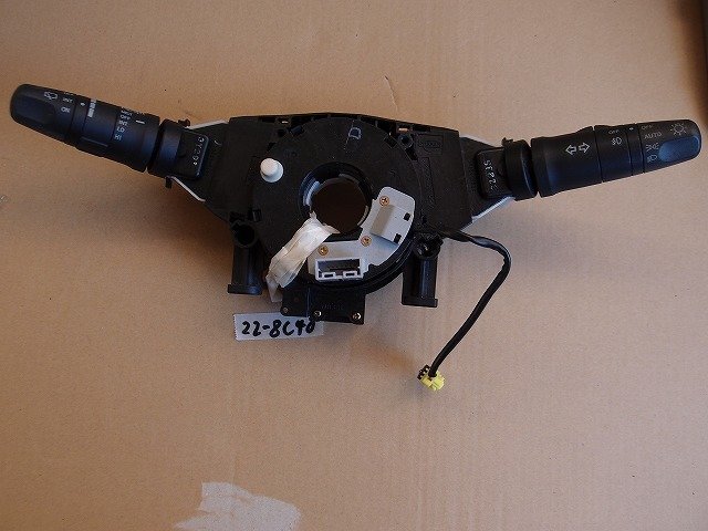 ☆ 日産 CUBE キューブ BNZ11 H16年 コンビネーションスイッチ 22-8C40拍卖