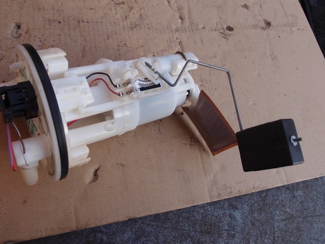 ダイハツ ミライース LA360S H29年 燃料ポンプ ネンポン 23210-B2330 22-9A23拍卖