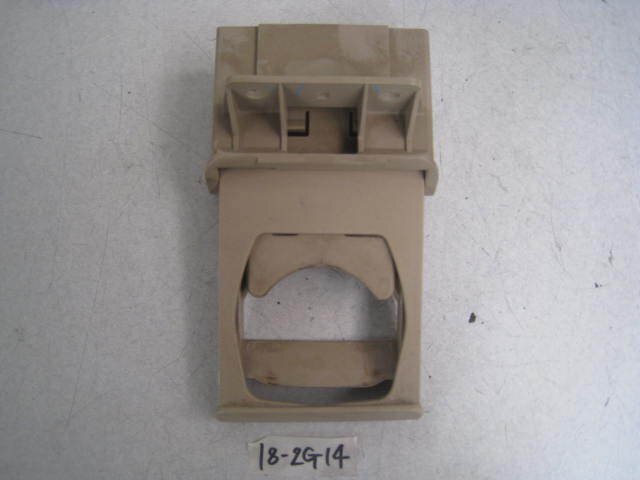 日産 キューブ BGZ11 H16年 カップホルダー ドリンクホルダー 18-2G14拍卖