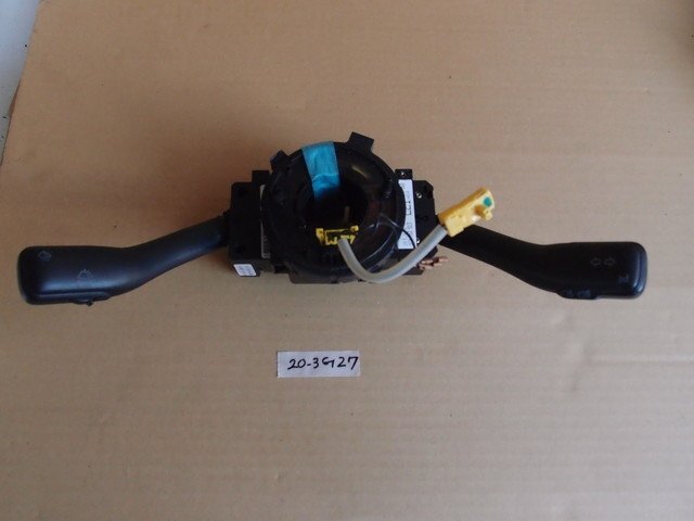 フォルクスワーゲン ビートル 9CAQY H13年 コンビネーションスイッチ スパイラル付 1C2 953 513 20-3G27拍卖