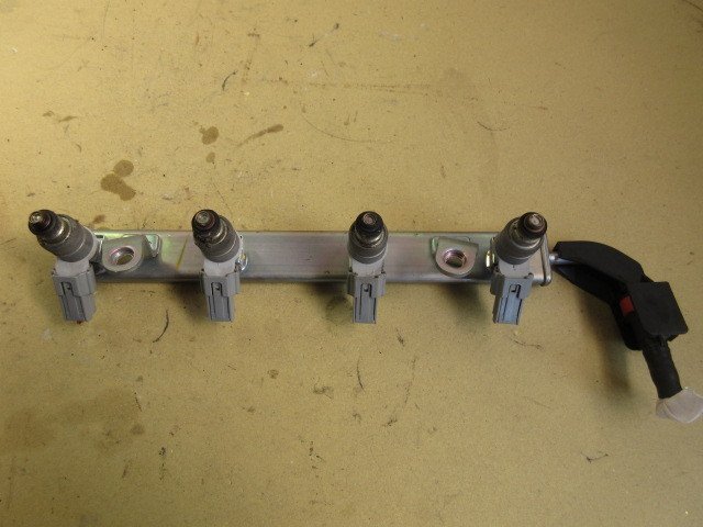 三菱 コルト Z22A H22年 少走行車 インジェクター 燃料噴射装置 20-8K37拍卖