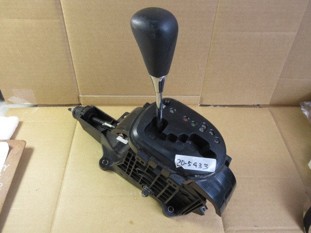 トヨタ ヴィッツ NCP91 H17年 ATシフトレバー 20-5G33拍卖