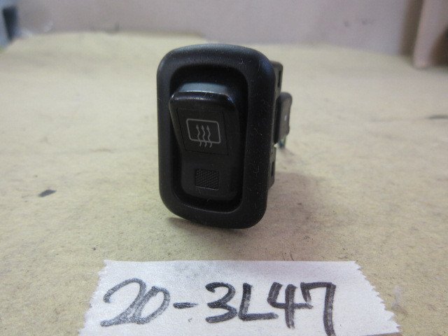 ダイハツ ムーヴ L910S H13年 リア 電熱線スイッチ リアデフォガ T323-112 20-3L47拍卖