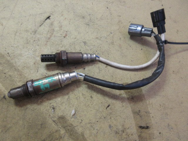 ダイハツ テリオスキッド J111G H17年 O2センサー 2本組 20-7K57拍卖