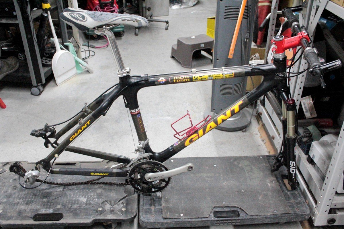 GIANT ジャイアント MCM team カーボン SHIMANO シマノ DEORE XT 自転車 マウンテンバイク ステム サドル フレーム コンポセット 油圧拍卖