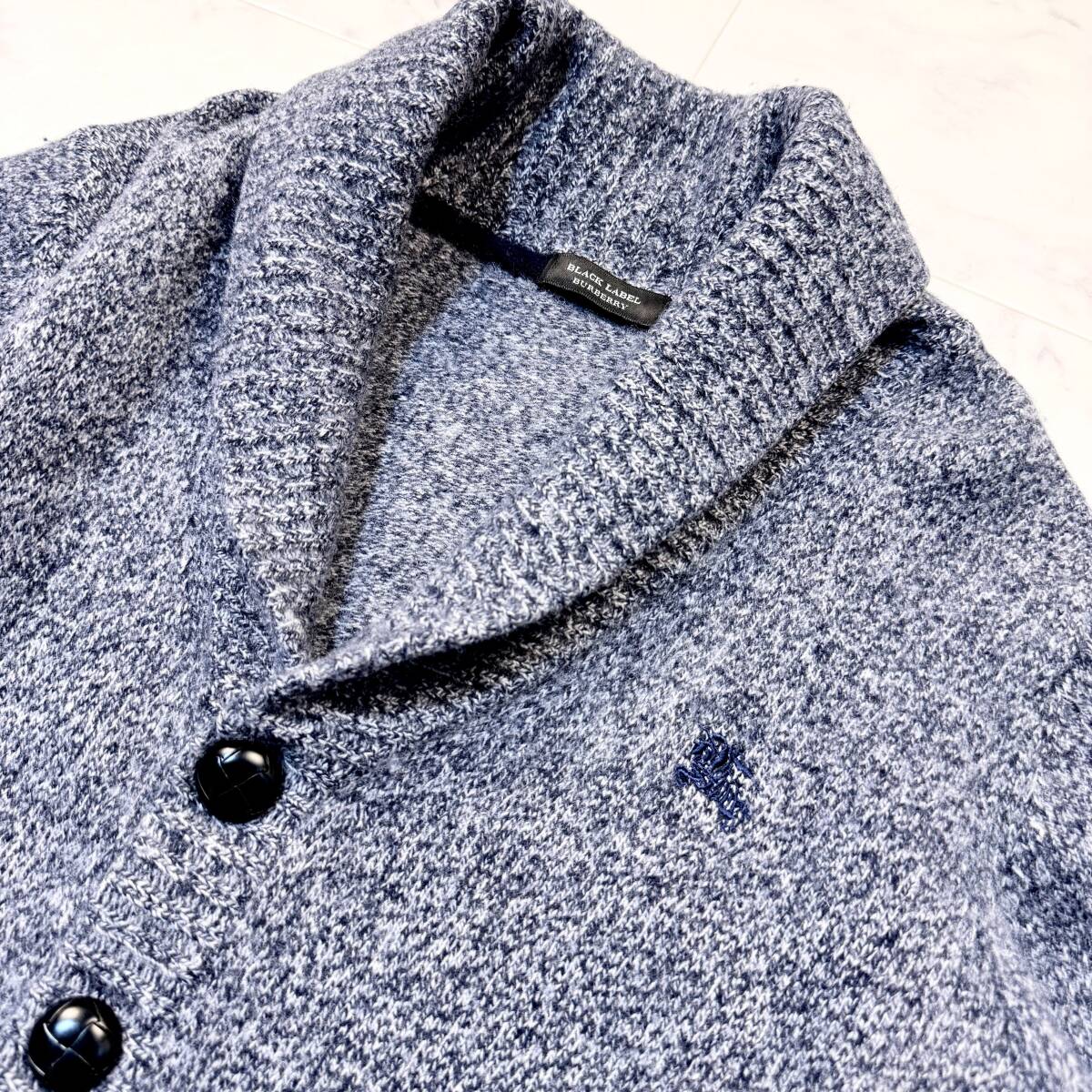 極美品 Lsize バーバリー ブラックレーベル BUBERRY BLACK LABEL ショールカラー 胡桃ボタン ホース 刺繍 ウール ニット ジャケット メンズ拍卖